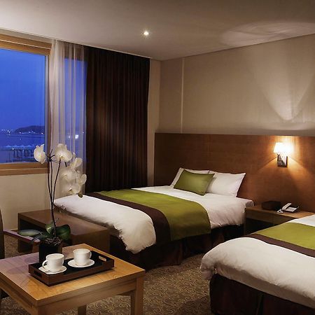 Y Ocean Hotel ยอซู ภายนอก รูปภาพ