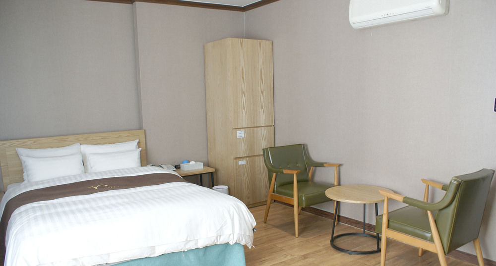 Y Ocean Hotel ยอซู ภายนอก รูปภาพ