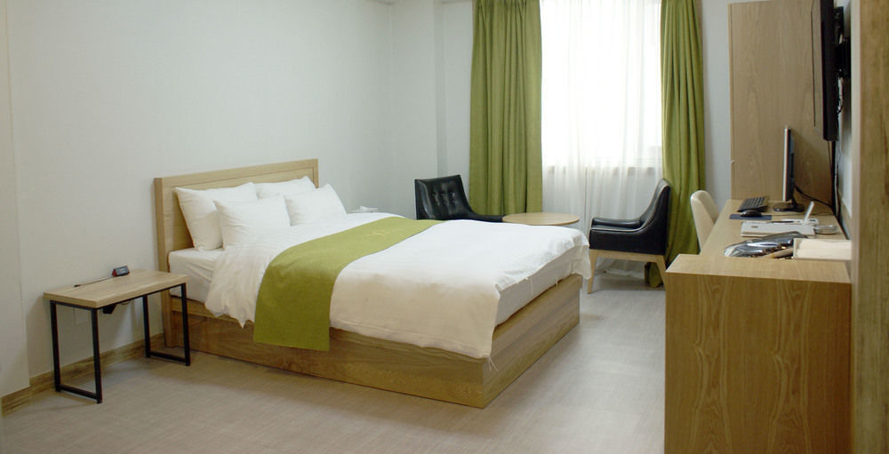 Y Ocean Hotel ยอซู ภายนอก รูปภาพ